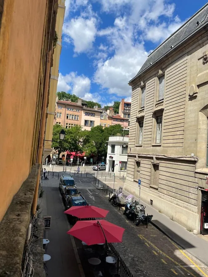 Appartement Cosy Au Coeur Du Vieux Lyon Apartment